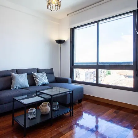 Apartamentos Castilla Luz Business Madrid Exterior photo