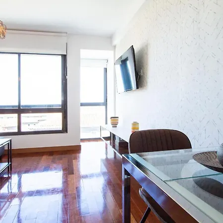 Apartamentos Castilla Luz Business Madrid Exterior photo