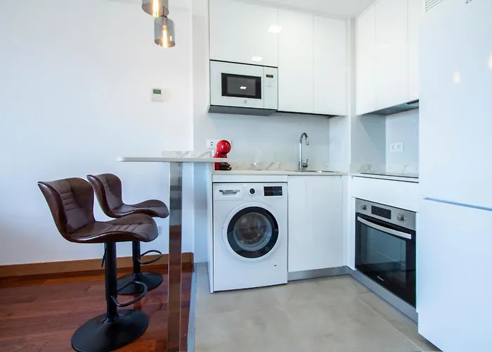 Apartamentos Castilla Luz Business